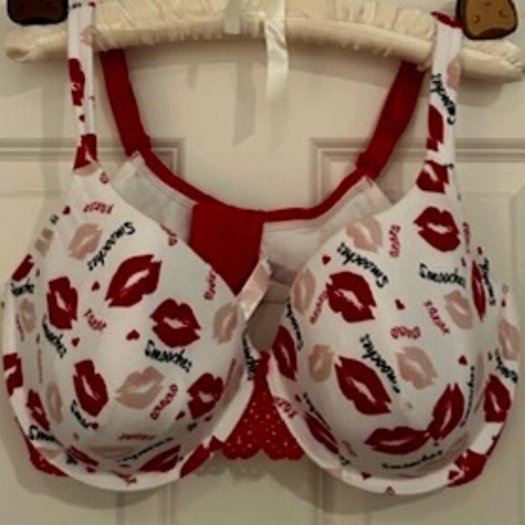 Cacique Other - Cacique Lane Bryant Lightly Lined Tshirt Bra, like new!